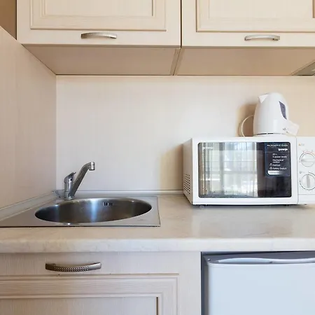 ❤quite & Cosy Studio With Balcony & Kitchen❤wt❤ *